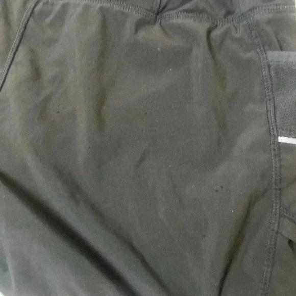 Athleta shorts women’s medium - Picture 6 of 11